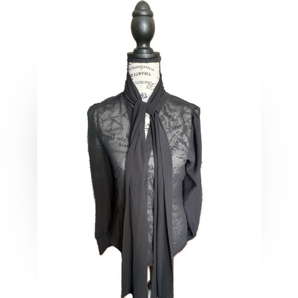 Nasty Gal women’s sheer button shirt with tie size small - Picture 4 of 10